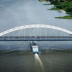 Vrachtwagens negeren massaal verbod over de Merwedebrug te rijden, maar tot extra boetes leidt dat voorlopig niet