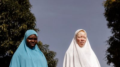 Een geit, fiets of make-up: meisjes in Benin bepalen ‘lekker zelf’ waaraan ze hun zakgeld uitgeven. Nu stopt Nederland de financiering