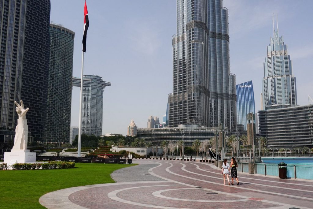 Dromen van een leven in Dubai dat niet bestaat