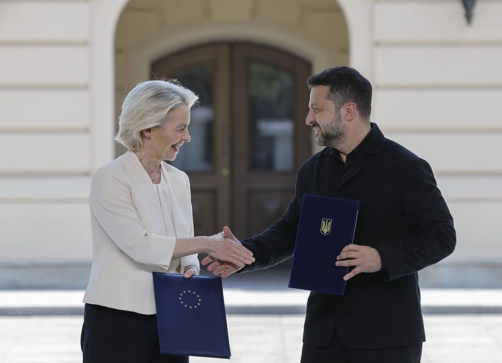 Niemand kan zich meer achter Orbán verschuilen. En dat verandert het Oekraïnedebat in Brussel