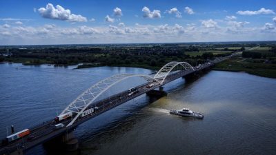 De Merwedebrug blijkt – voor de tweede keer – niet veilig en gaat dicht voor vrachtverkeer