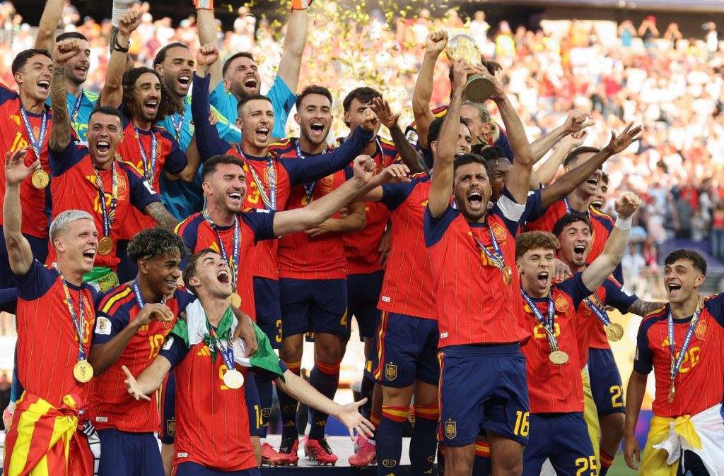 Een superieur Spanje wint van een armoedig Argentinië in deze WK-finale die een botsing tussen finesse en provocatie werd