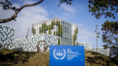 Regering-Trump wil Internationaal Strafhof ‘steen voor steen’ ontmantelen – Nederlandse reactie blijft uit