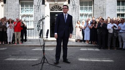Voormalig burgemeester van Manchester, Andy Burnham, is officieel de nieuwe premier van het VK