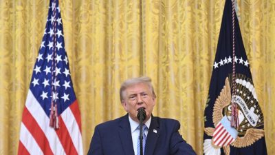 Oude aantijgingen, hetzelfde doel: Trump zaait opnieuw twijfel over verkiezingen