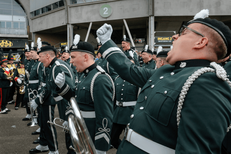 In strakke formaties strijden marsbands in Kerkrade om de wereldtitel. ‘Hier werk je vier jaar lang naartoe’