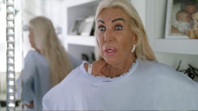 B&B vol liefde: platinablonde Caroline de krokante airfryerqueen kijkt gegeven dates in de bek