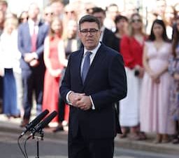Burnham in openingsspeech als Britse premier: ‘Zijn niet goed genoeg geweest’