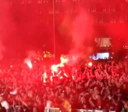 Video | Feest barst los in Madrid na beslissende goal Torres in WK-finale