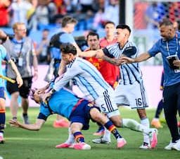 FIFA start onderzoek naar handgemeen na WK-finale tussen Spanje en Argentinië