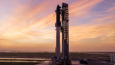 SpaceX’s 13th Starship flight test launches with Starlink’s next-gen satellites