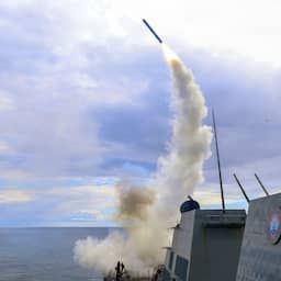 Live | VS begint nieuwe aanvalsgolf op Iran, explosies bij Straat van Hormuz